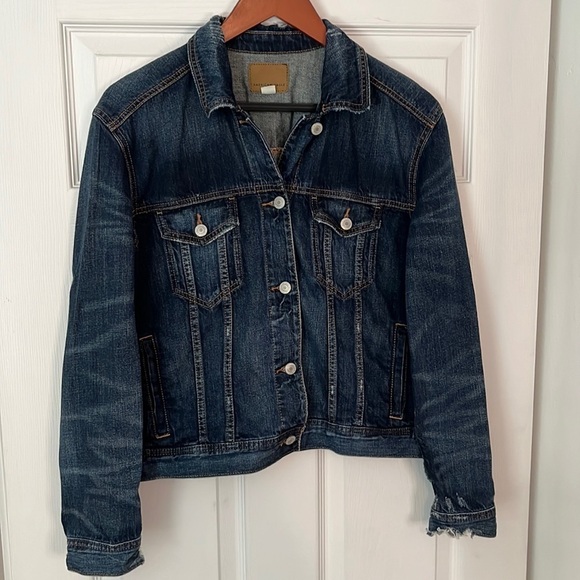 American Eagle Outfitters Jackets & Blazers - American Eagle Dark Denim Distressed Jean Jacket Size M